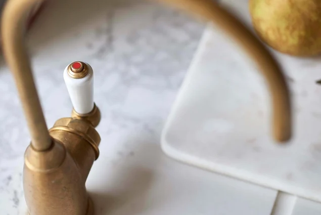 perrin_rowe_900x600_11