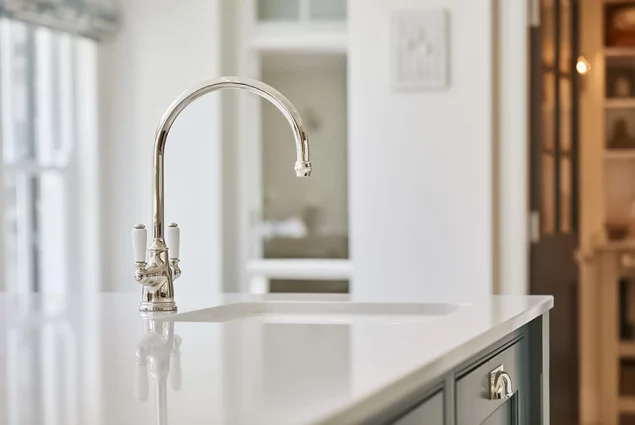 perrin_rowe_900x600_12